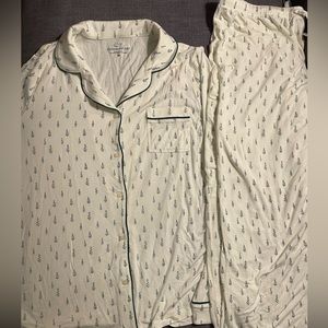 Vineyard Vines Loungewear Pajamas - Top and Bottoms